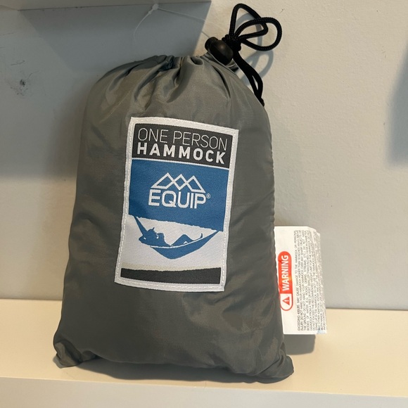 Equip one person INDOOR NEW Hammock. - Picture 3 of 4